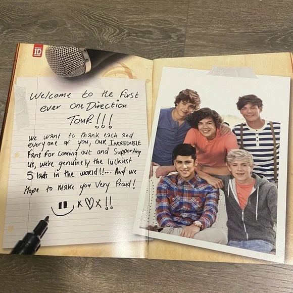 One Direction Up All Night Tour Program 2012 - Picture 3 of 5